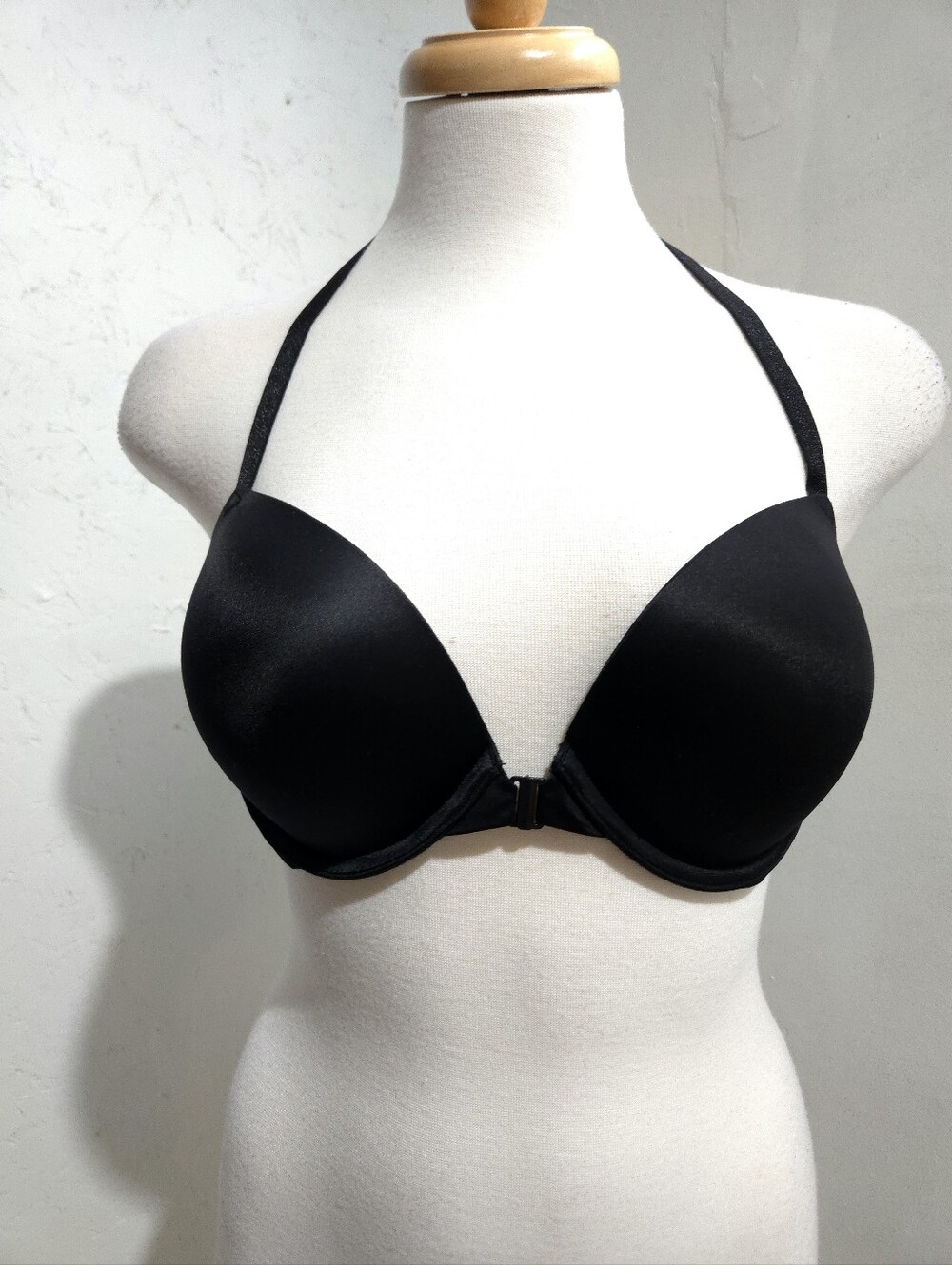 Victoria's Secret Black Front-Close Plunge Padded Bra
